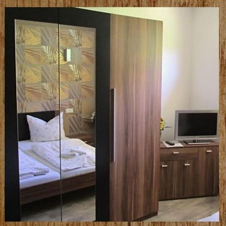Hotel Zum Eichsfelder Fleischer Heyerode Eksteriør bilde